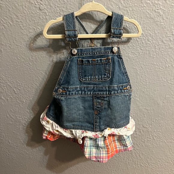 Girls 18 months blue Jean bibs chaps with material‎ at bottom - Picture 2 of 7